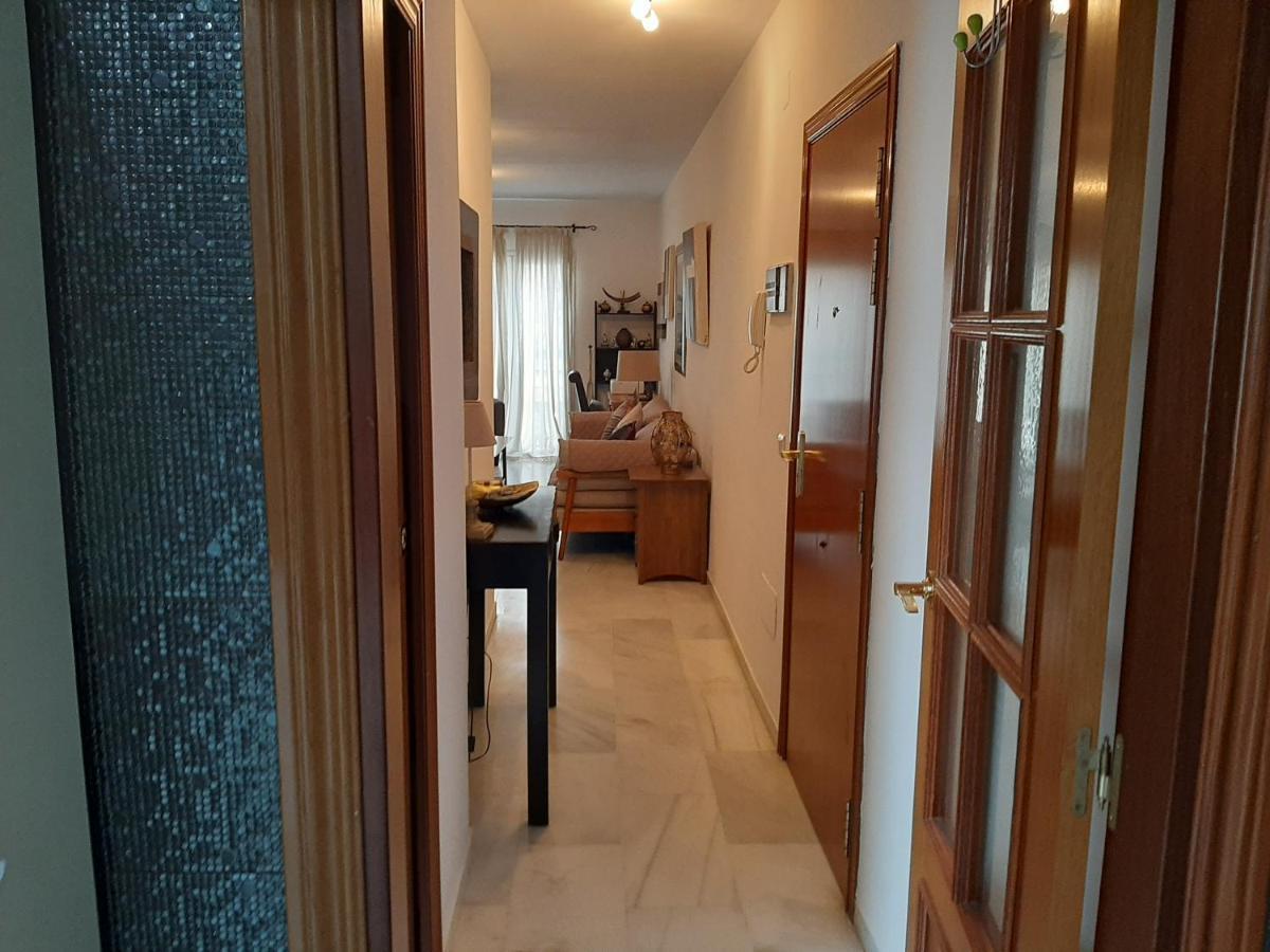 Apartment In Perfect Position Historic Centre Málaga Exteriör bild